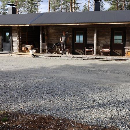 Kainuun Luontoretket Hossa Buitenkant foto